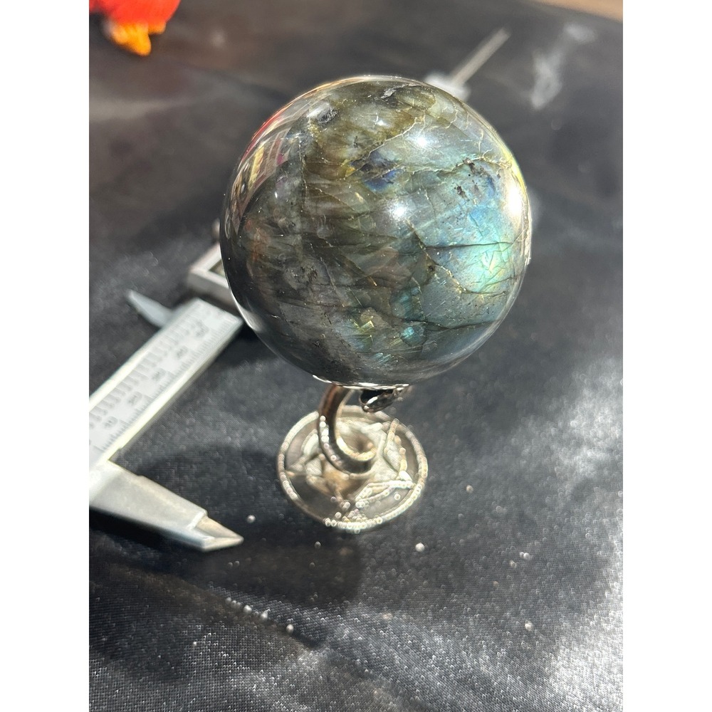 Labradorite Ultra flashy Sphere Polished Stone Orb 2.42in #23 - Picture 4 of 5